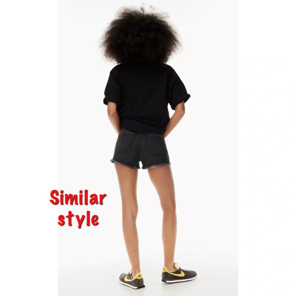 👯‍♀️Host Pick⚡️Denim Forum (Aritzia) The Ex Boyfriend Short - Picture 3 of 11